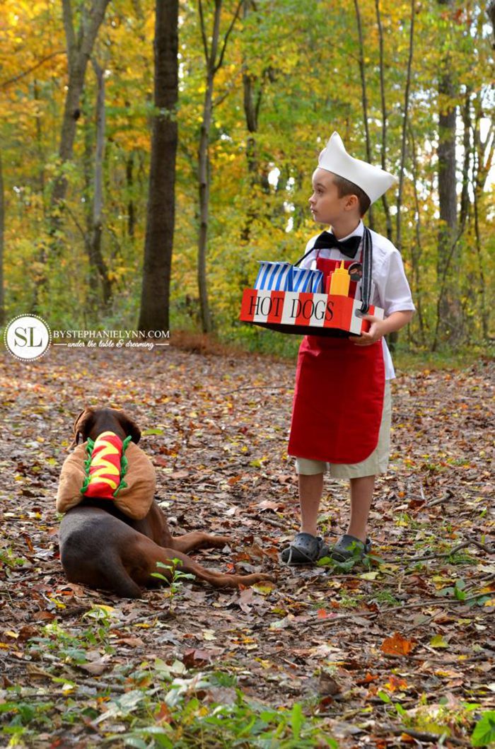 hither-thither-halloween-hotdog-vendor