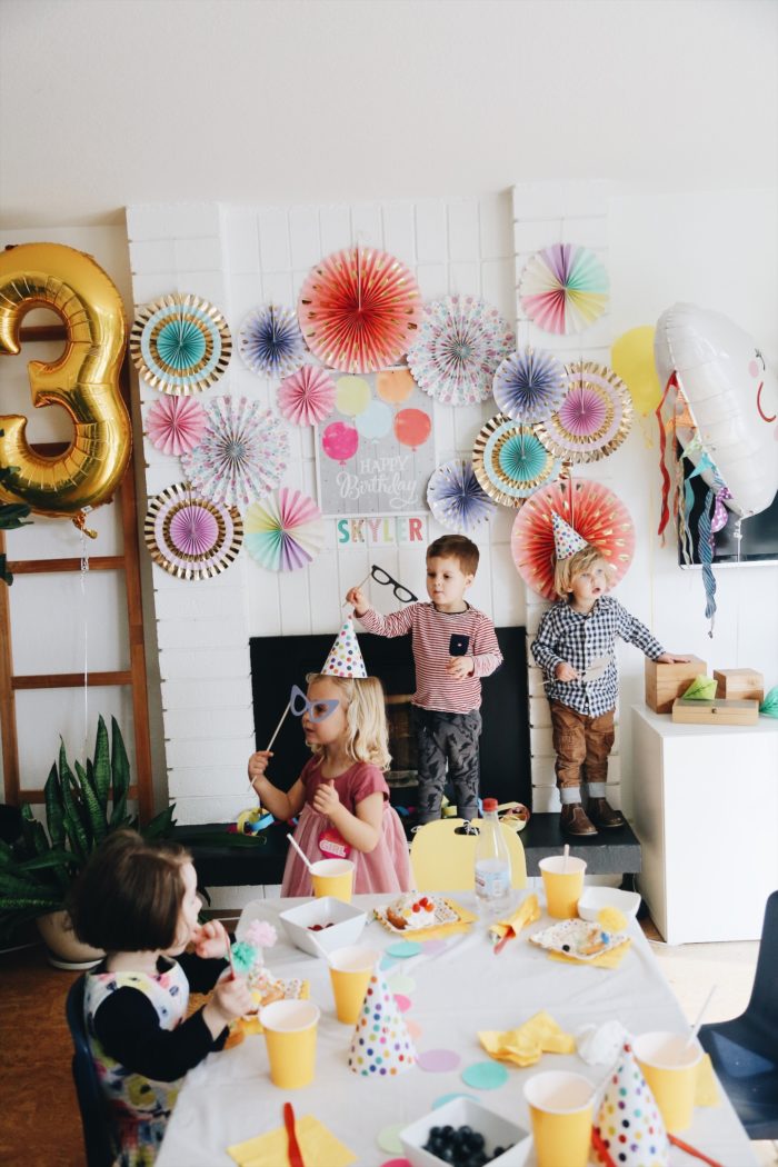 Cake & music: Party time for a 3-Year-Old - Hither & Thither